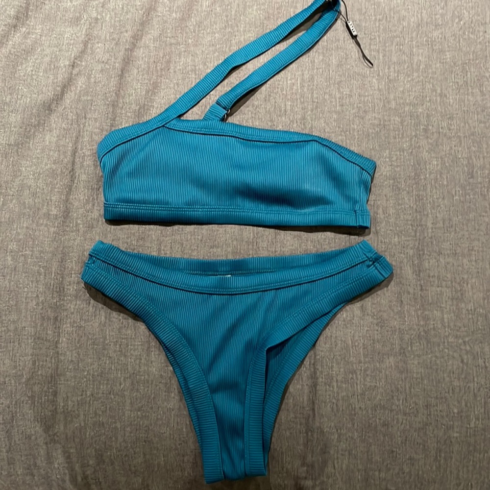 Turquoise bikini set